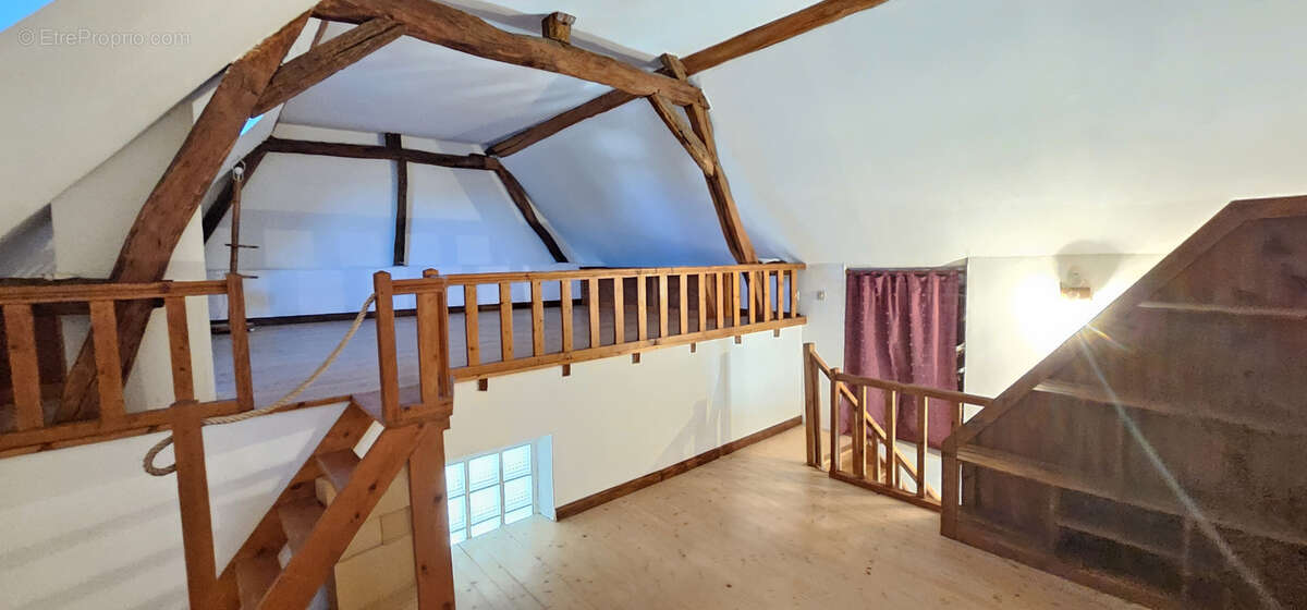 Maison à SAINTE-CATHERINE-DE-FIERBOIS