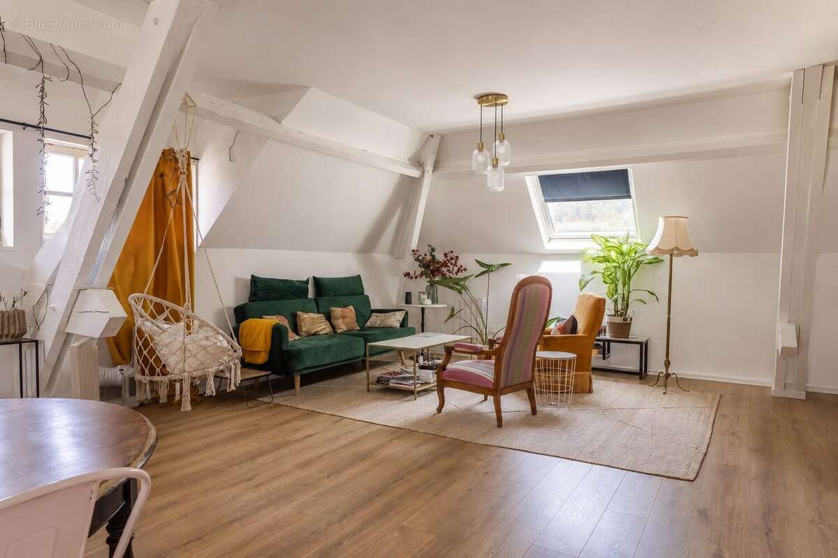 Maison 238 m² à Artigues-Pres-Bordeaux  - photo 5
