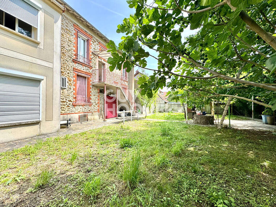 Appartement à GRETZ-ARMAINVILLIERS