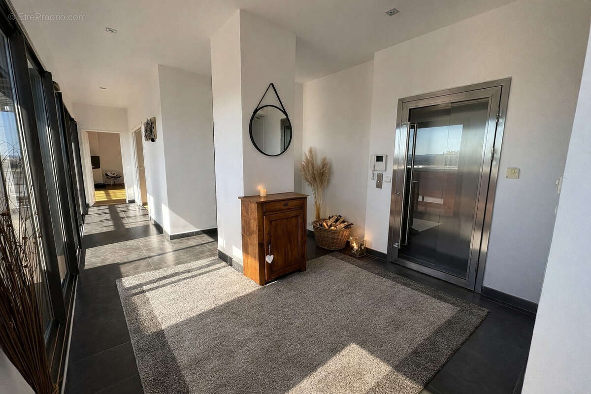 Appartement à AIX-EN-PROVENCE