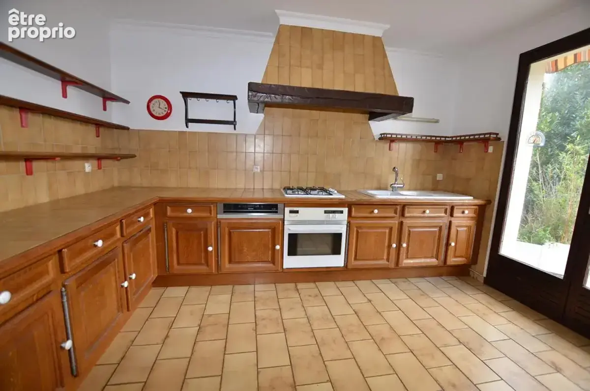92220 - Bagneux Maison de 6 pièces - 147 m² -terrain de 800 m² - photo 5