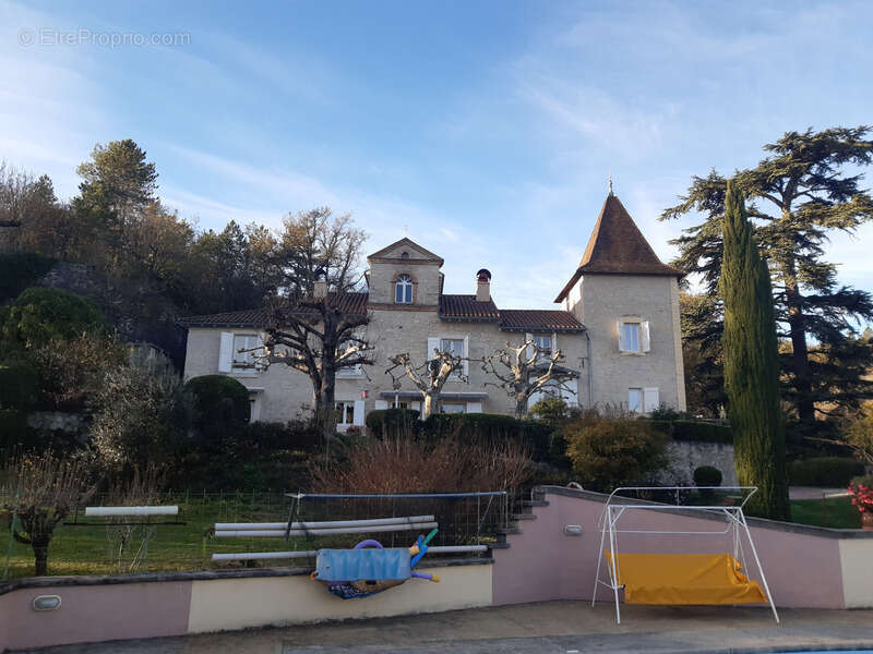 Propriete à vendre 12 pièces CAHORS (46) - photo 3