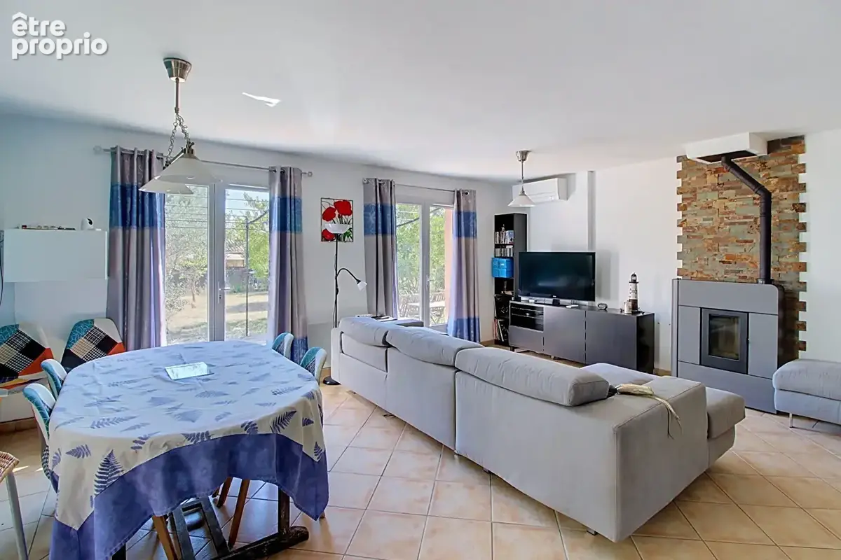 A vendre ! exclusivité a lorgues ! maison  5 pieces de plain-pied  de 88m² sur 1 250 m² de terrain - photo 11