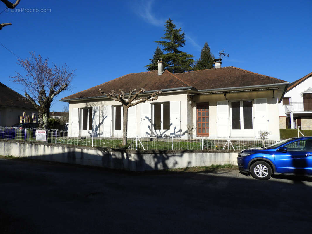 Maison à VILLEFRANCHE-DE-ROUERGUE
