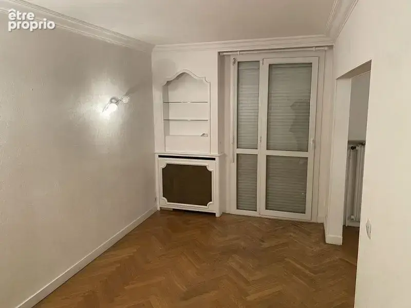 Appartement 93 m² à Saint-Etienne  - photo 3