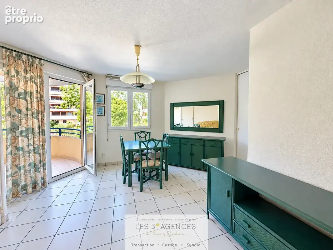 Photo Appartement à Cavalaire-Sur-Mer au prix de 162 000€