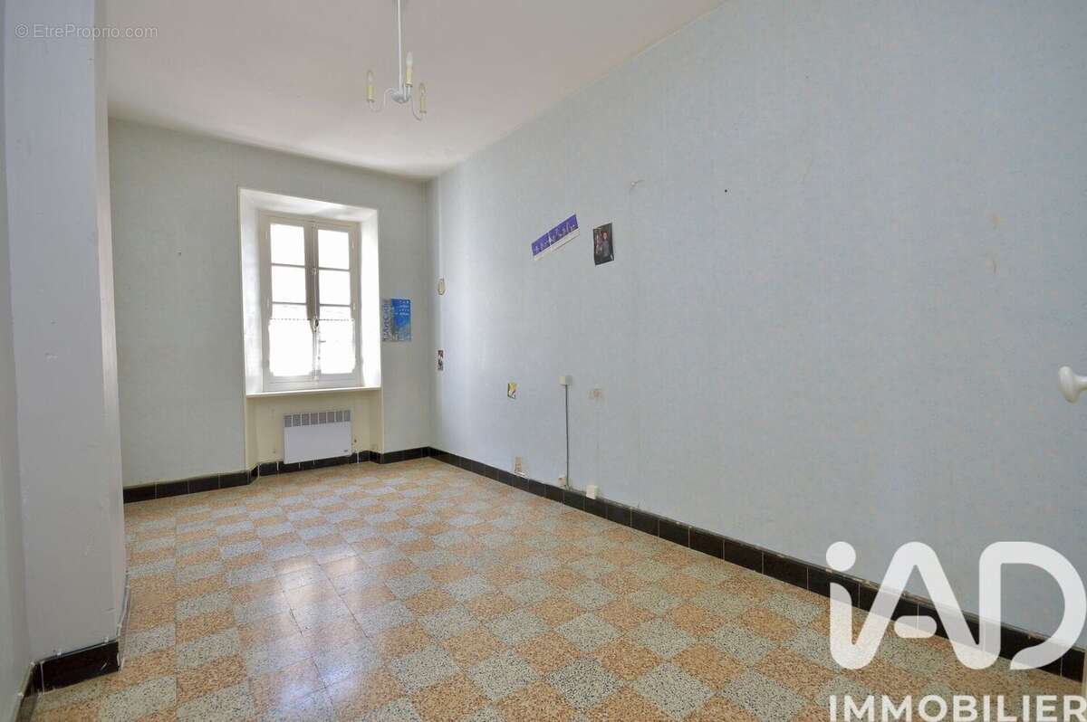 Maison 81 m² à Felines-Termenes  - photo 4