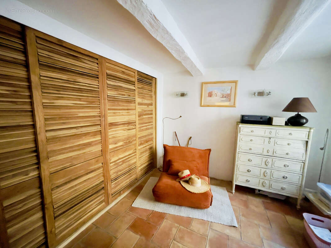 Maison à PLAN-DE-LA-TOUR