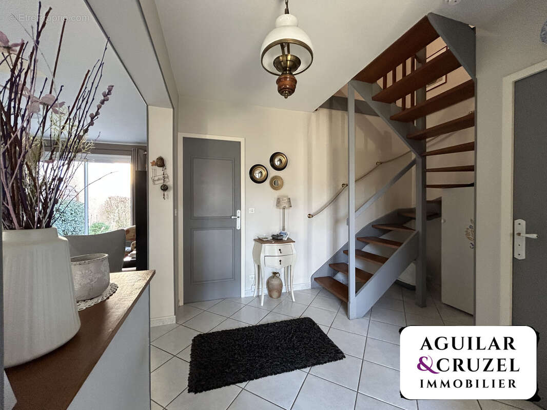 Maison à SAINT-DOULCHARD