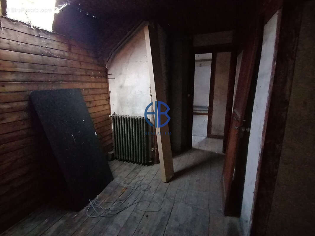 Appartement à VIRIEU-LE-GRAND