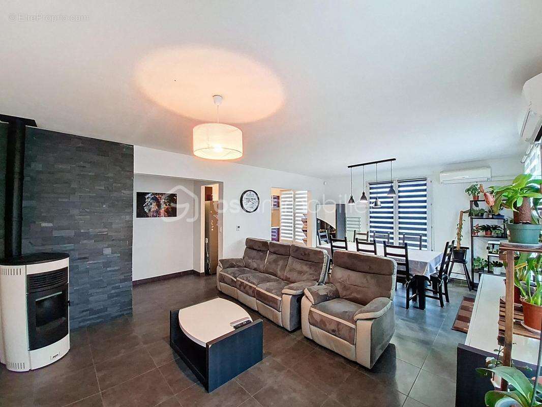 Maison à DONNEMARIE-DONTILLY