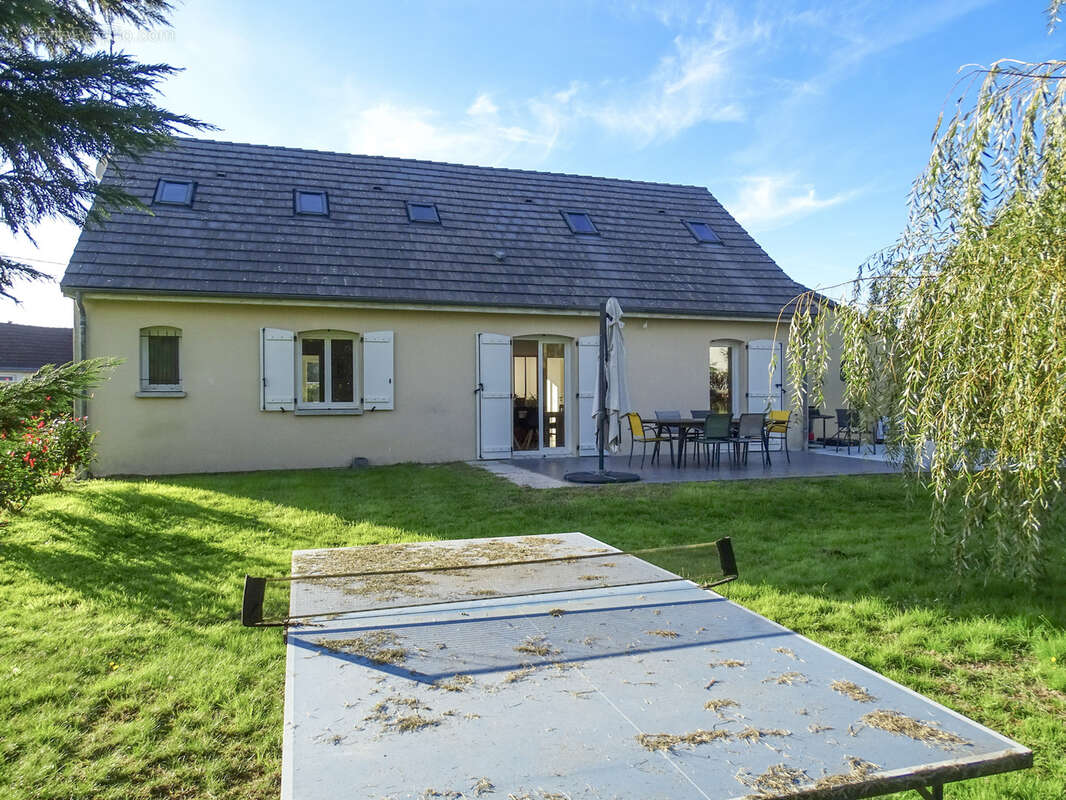 Maison à CHATRES-SUR-CHER