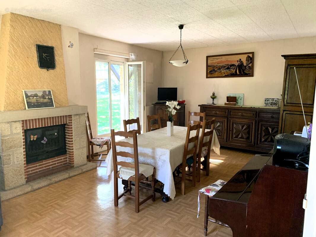 Maison 125 m² à Larche  - photo 237