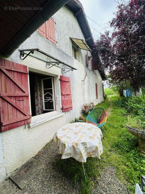 Maison à MAUMUSSON-LAGUIAN
