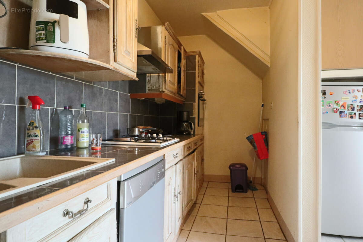 Maison à SAINT-SAUVES-D&#039;AUVERGNE