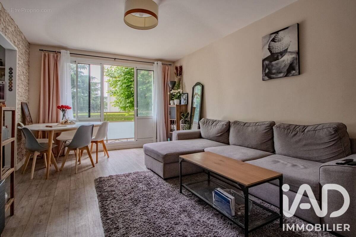 Photo 1 - Appartement à BOIS-D'ARCY