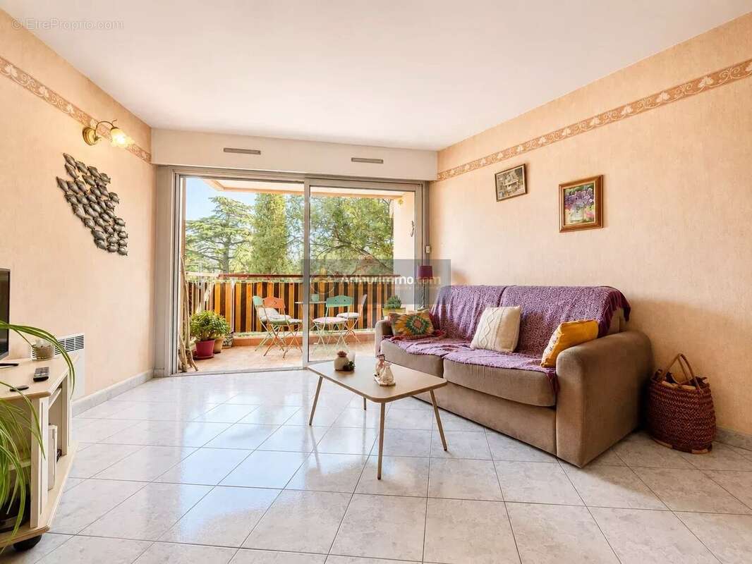 Appartement à FREJUS