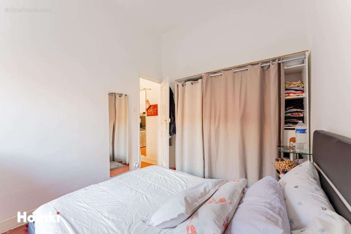 Appartement T2 de 30 m2 à Marseille 13007, Rue Sainte - photo 7