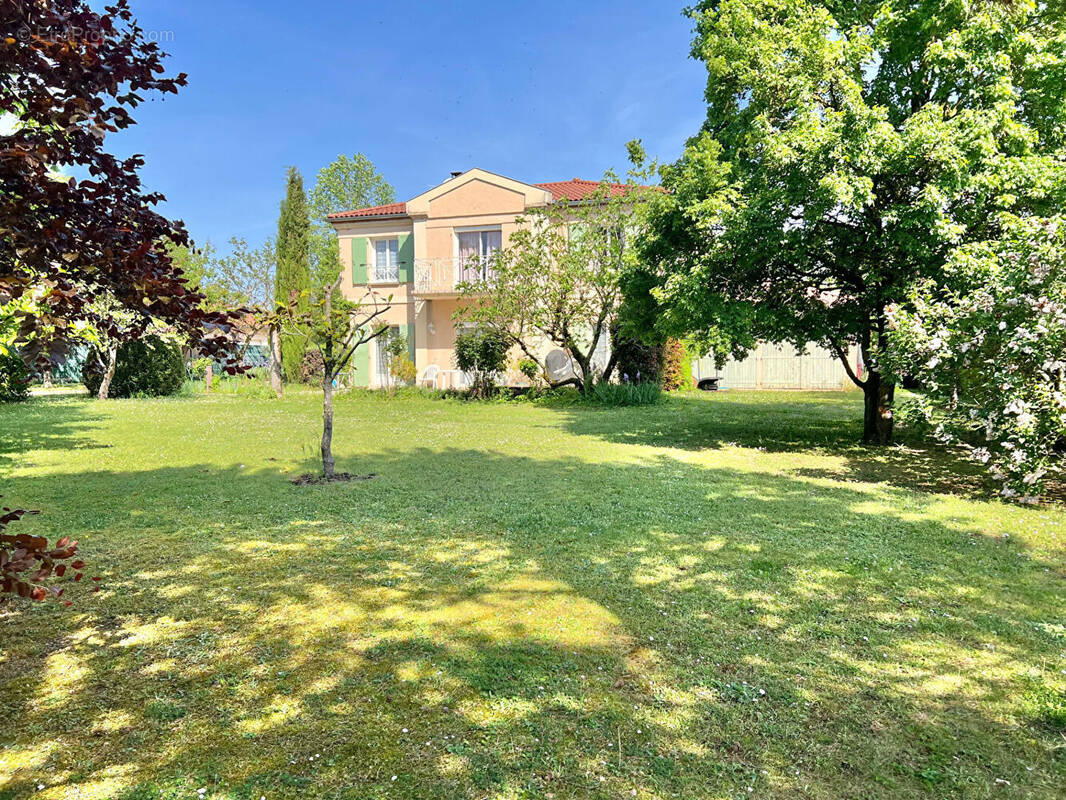 Maison à RUY