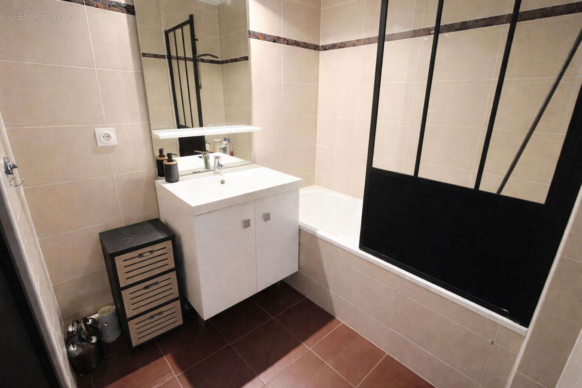 Appartement à BUSSY-SAINT-GEORGES