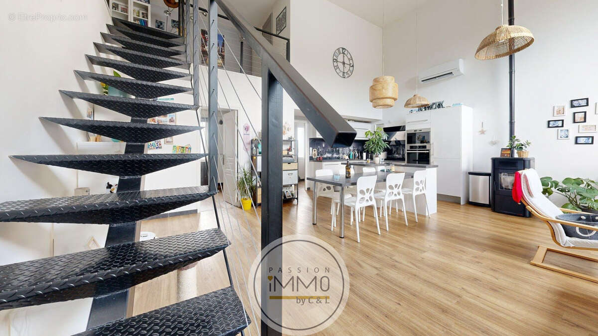 Maison contemporaine 145 m2 avec piscine - Mison - photo 4