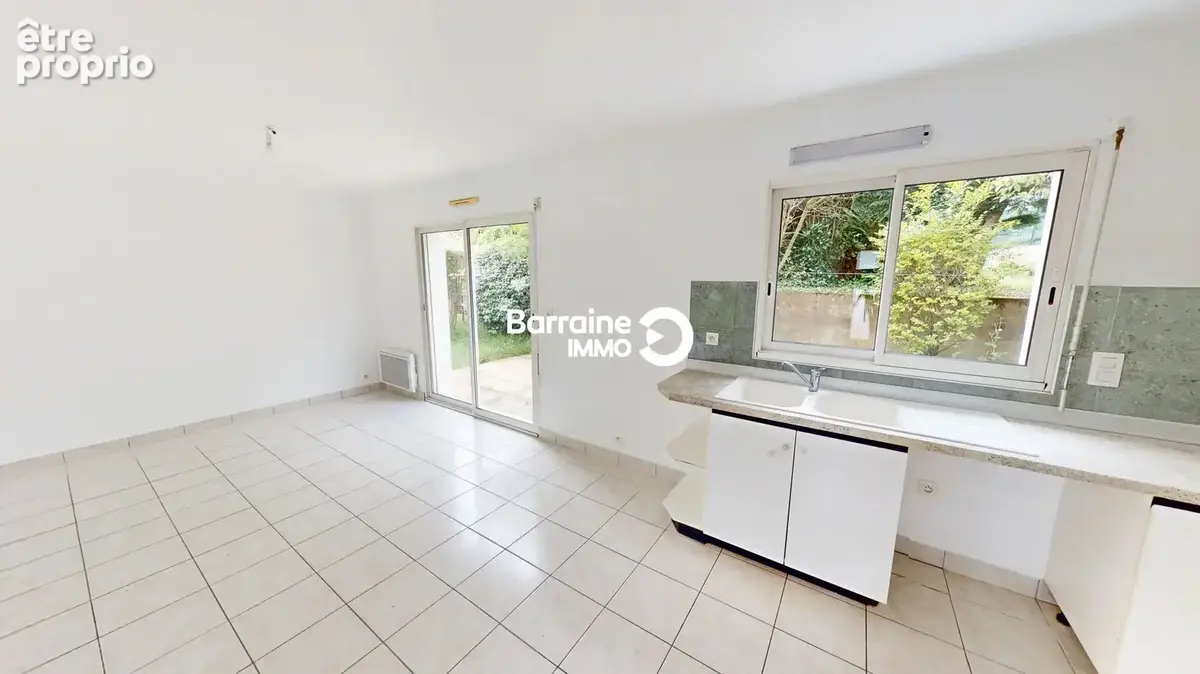 Larmor plage - maison non mitoyenne en impasse - terrain de 350m² et garage - photo 5