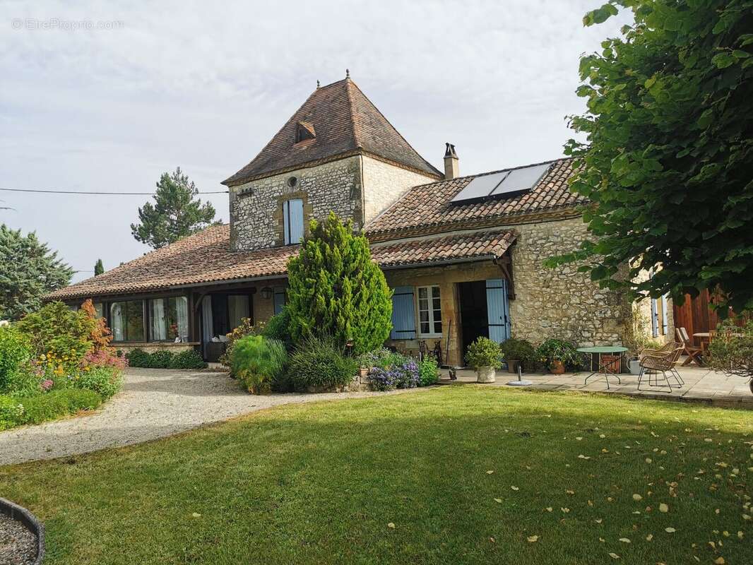 Maison à BEAUMONT-DU-PERIGORD