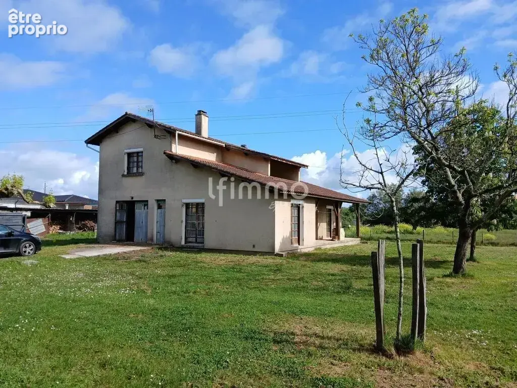 Maison à SAINT-LOUBES