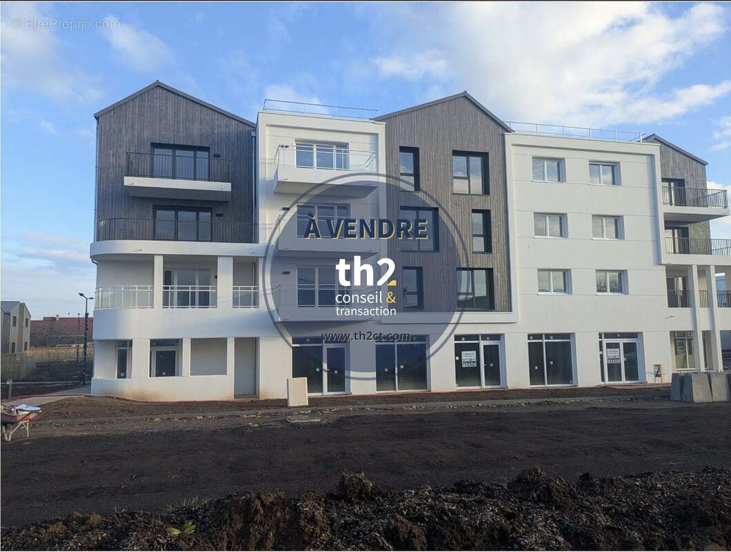 Commerce à MONDEVILLE