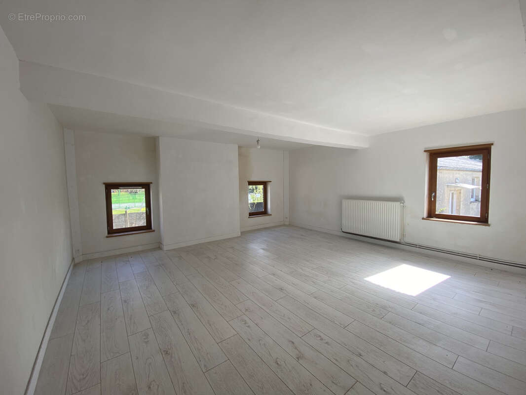 Maison à AVESNES-LE-COMTE