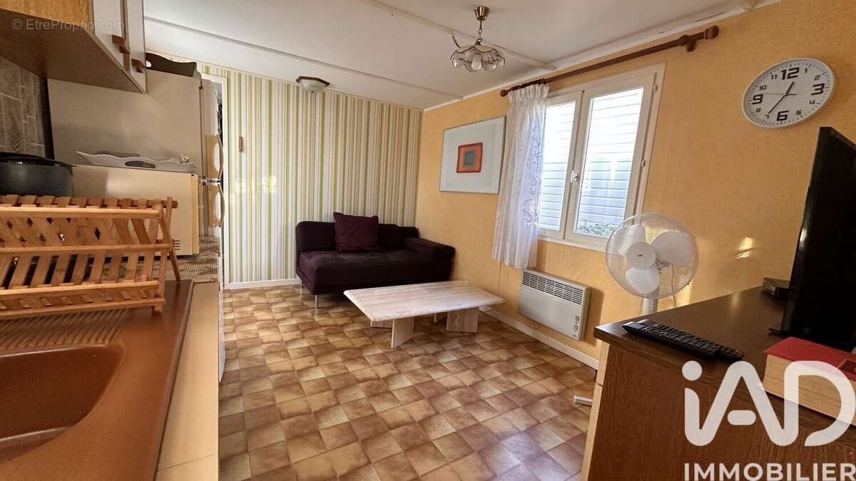 Photo 9 - Terrain à FREJUS