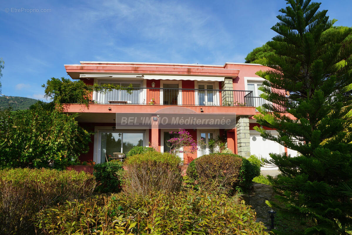 Maison à CAVALAIRE-SUR-MER