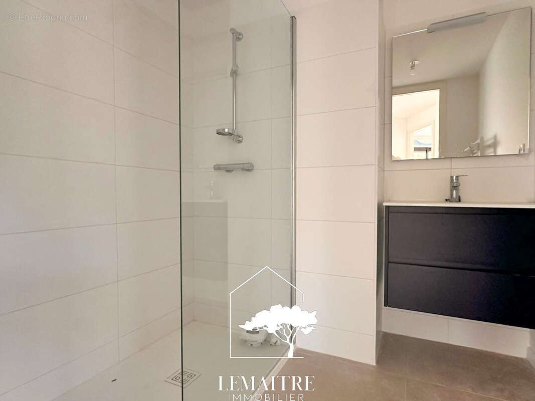 Appartement à LES MATHES