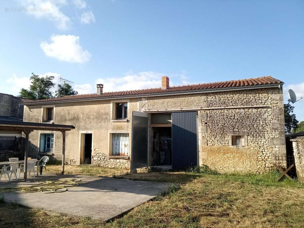 Photo 3 - Maison à JAZENNES