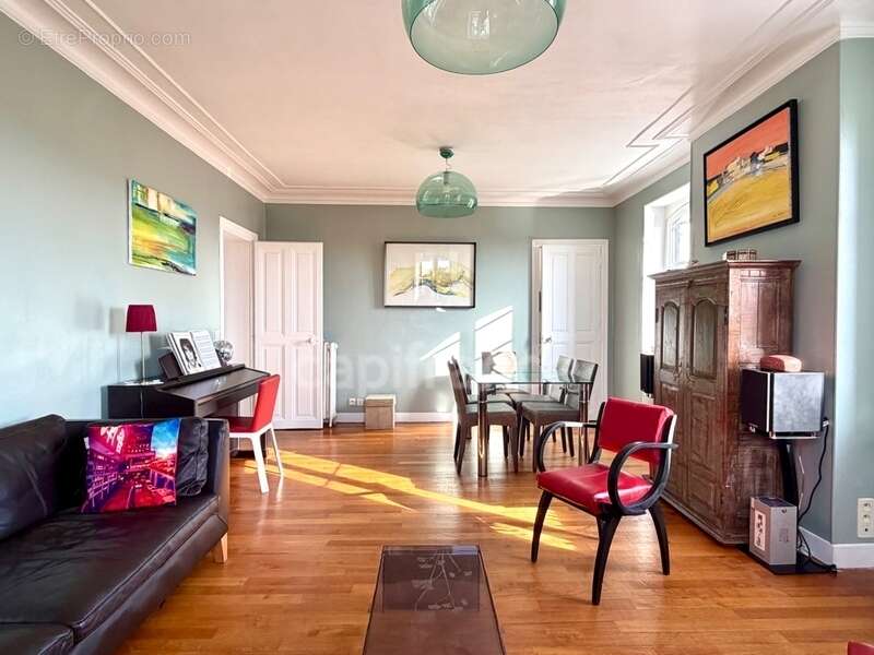 Appartement à VERSAILLES