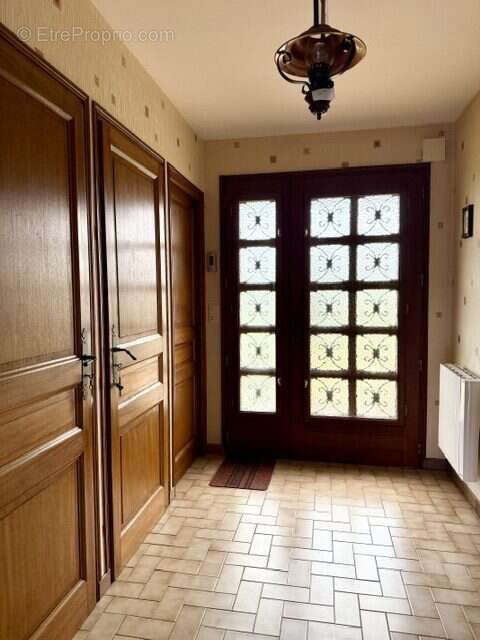 Maison 96 m² à Criquebeuf-En-Caux  - photo 3