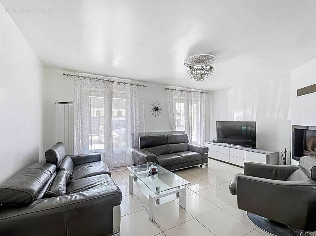 Maison à SAINT-PATHUS