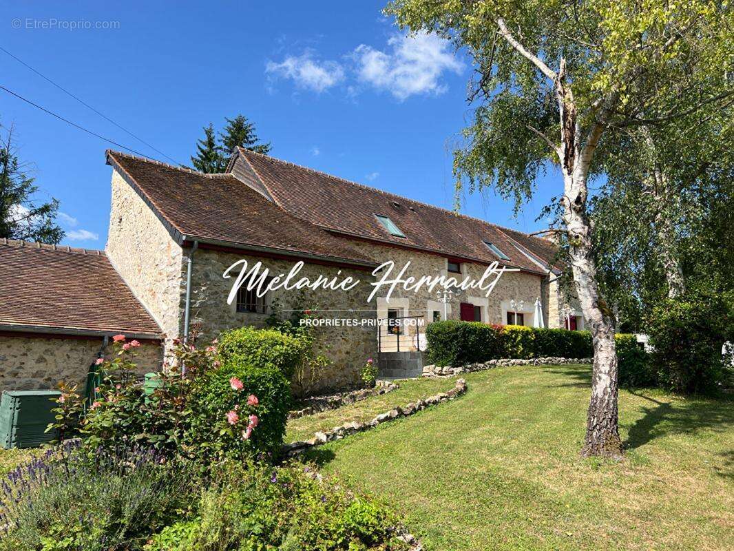 Maison à PARIGNE-L&#039;EVEQUE