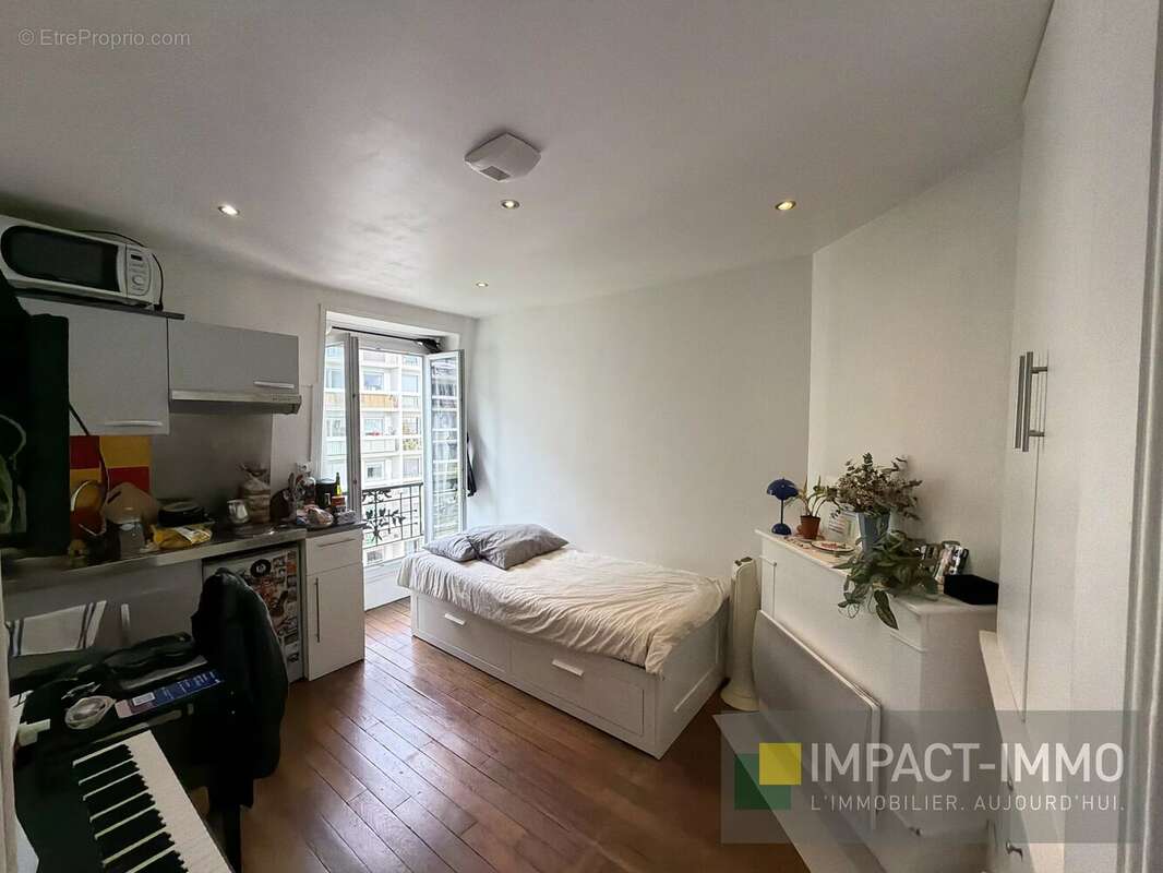 Appartement à PARIS-18E