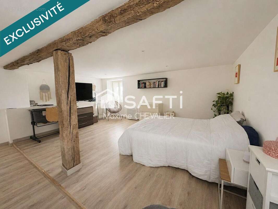 Maison 165 m² à Saint-Chartier  - photo 7