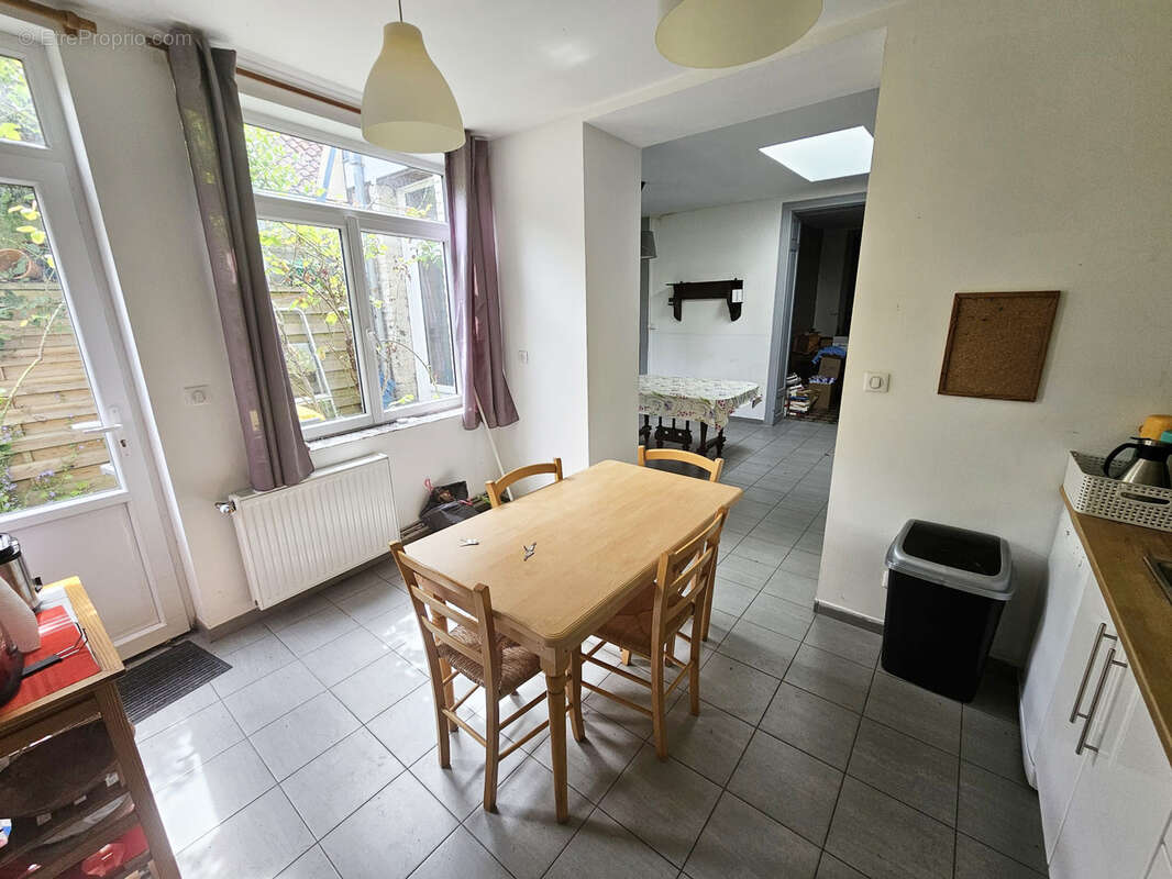 Maison à FRESNES-SUR-ESCAUT