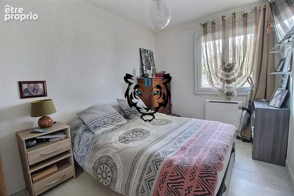 Maison plain-pied 4 pièces avec piscine, garage et terrain de 971 m² - photo 7