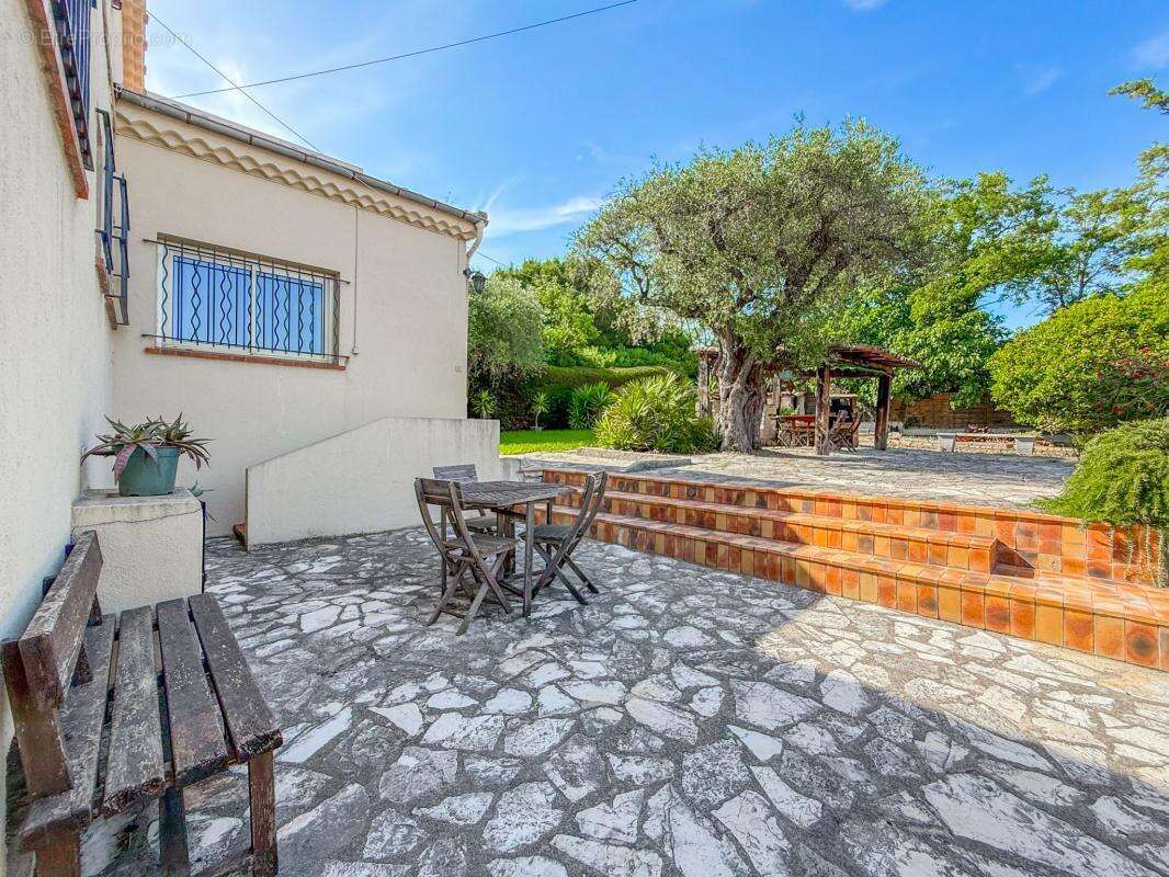 Maison à CAGNES-SUR-MER