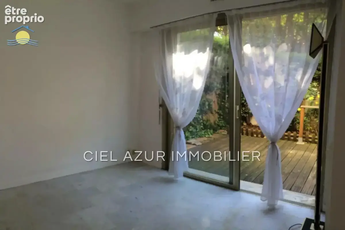 Appartement 27 m² à Antibes  - photo 3