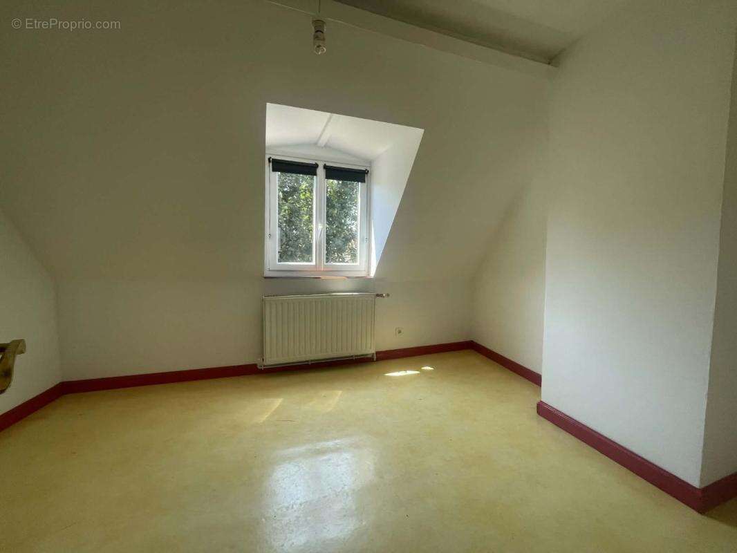 Maison 5 pièces / 80 m² / 219 000 EUR / ARRAS - photo 7
