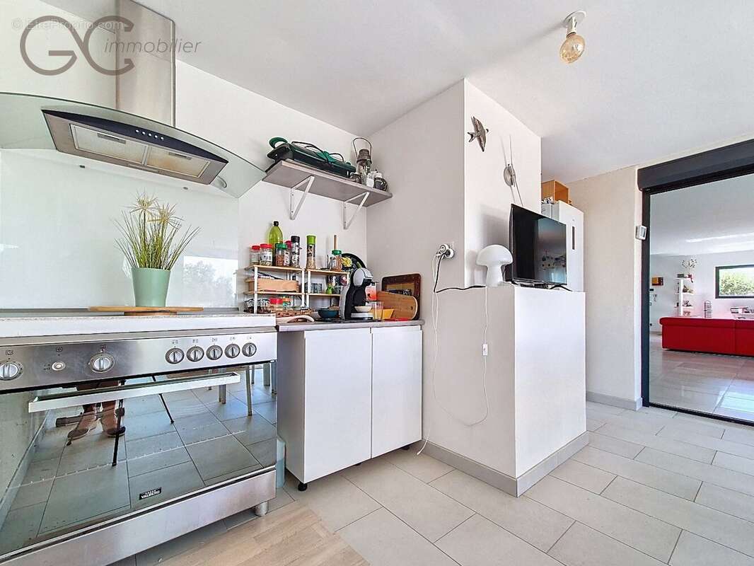 Maison à NISSAN-LEZ-ENSERUNE