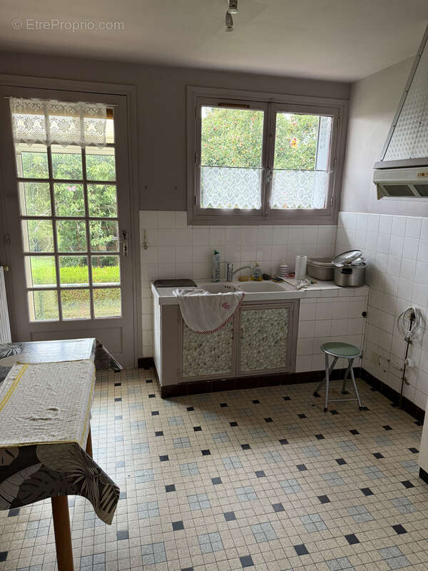 Maison à BELLOU-SUR-HUISNE