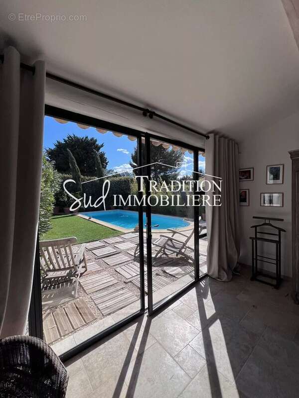 Maison à MAUSSANE-LES-ALPILLES