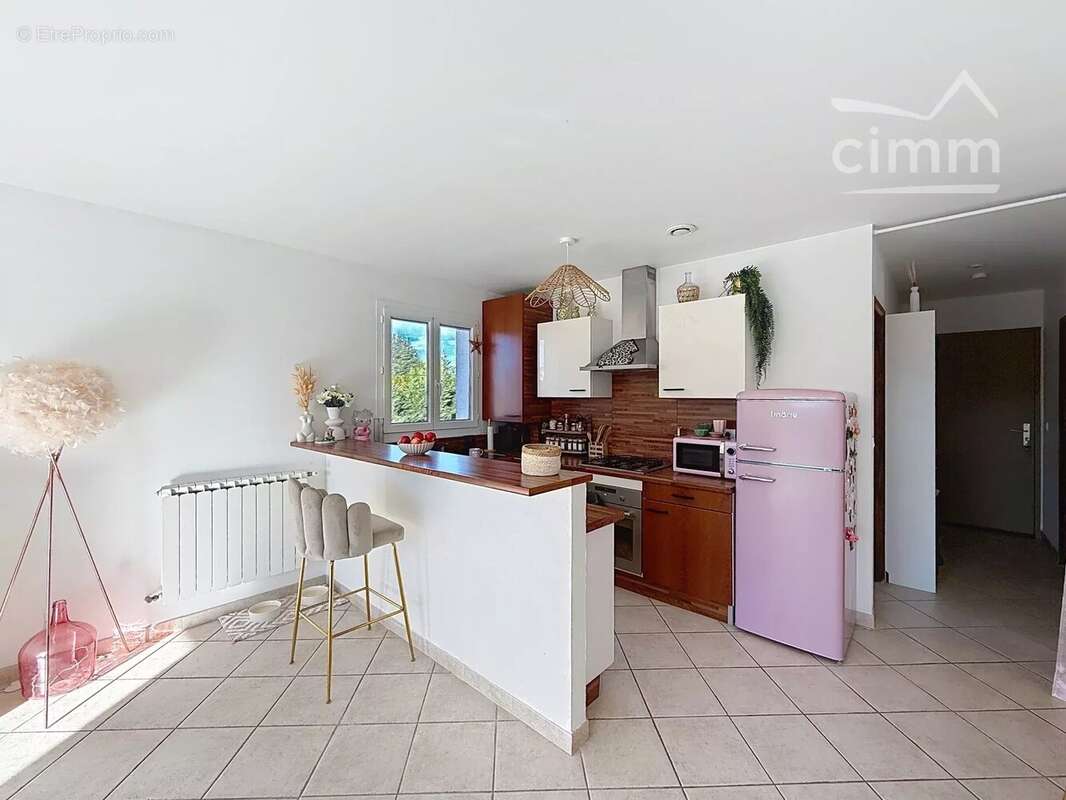 Appartement à L&#039;ISLE-SUR-LA-SORGUE