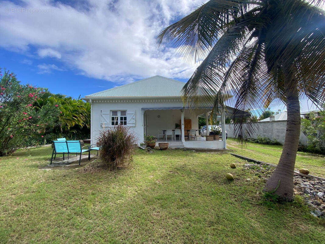 Maison à CAPESTERRE-DE-MARIE-GALANTE